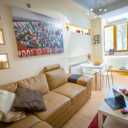 High Tech - Luxurious Apartment صوفيا المظهر الخارجي الصورة