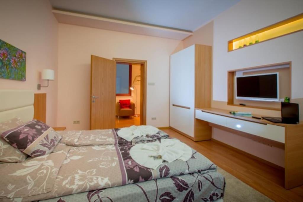 High Tech - Luxurious Apartment صوفيا المظهر الخارجي الصورة